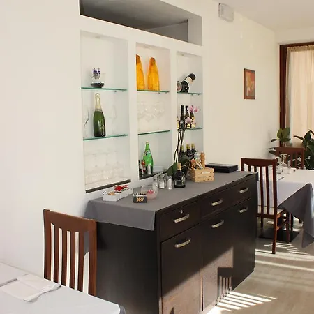 Hotell Ristorante Bismantova 3*